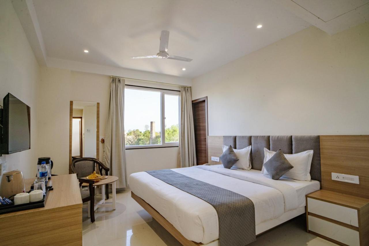 The Mangal View Residency - A Luxury Boutique Business Hotel Udaipur Kültér fotó