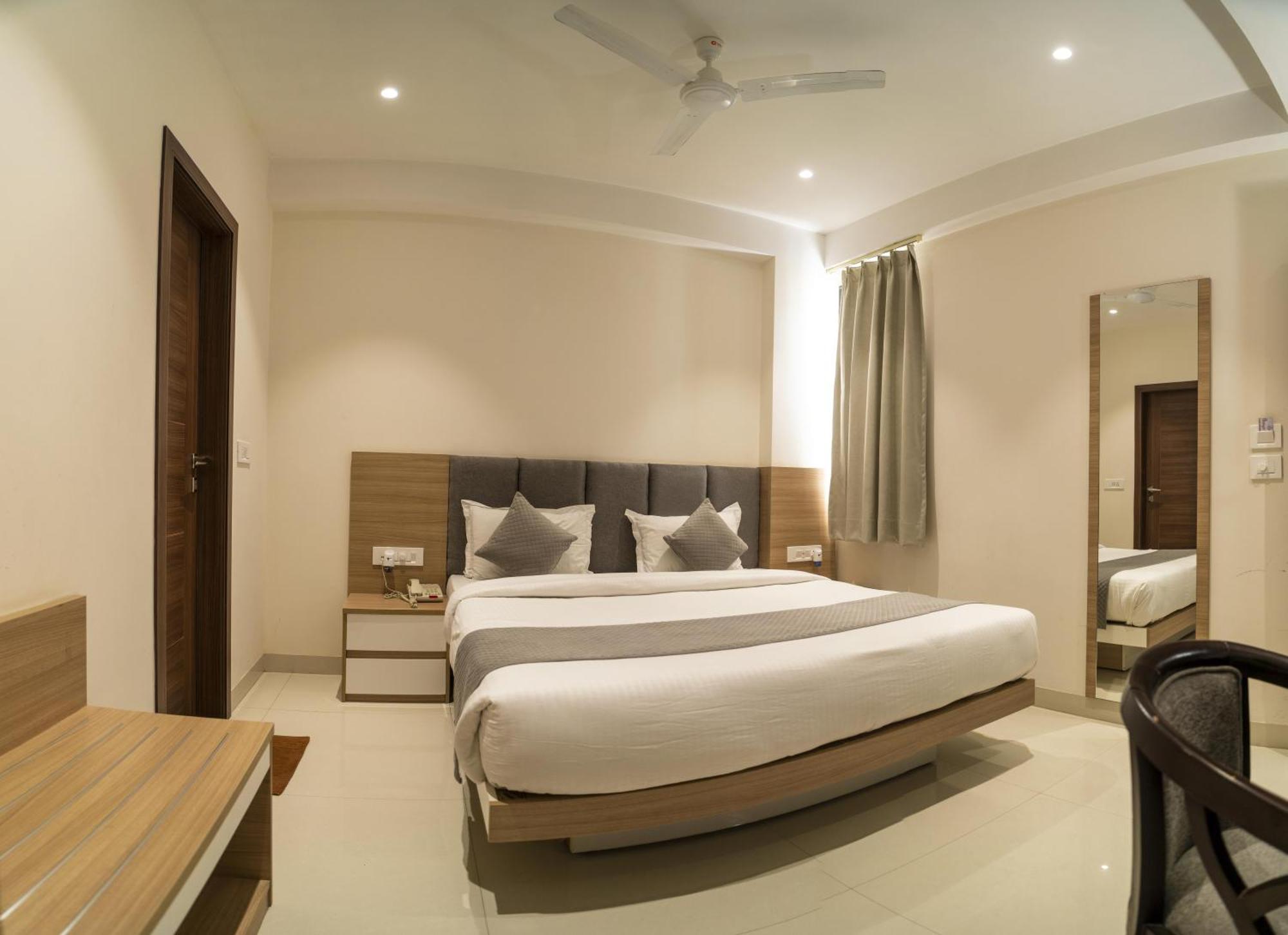 The Mangal View Residency - A Luxury Boutique Business Hotel Udaipur Kültér fotó