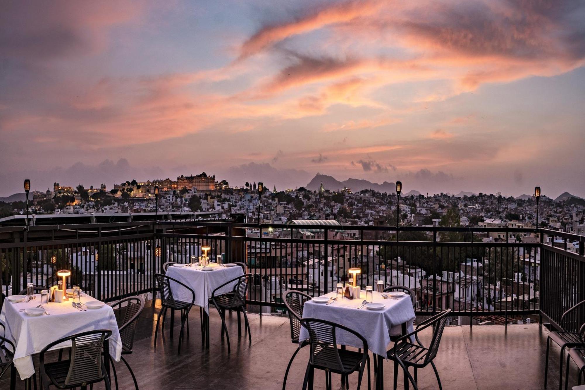 The Mangal View Residency - A Luxury Boutique Business Hotel Udaipur Kültér fotó